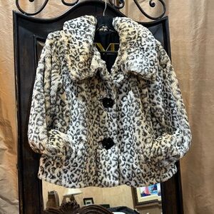 Women’s Mycra Pac Animal Print Faux Fur Jacket💕
